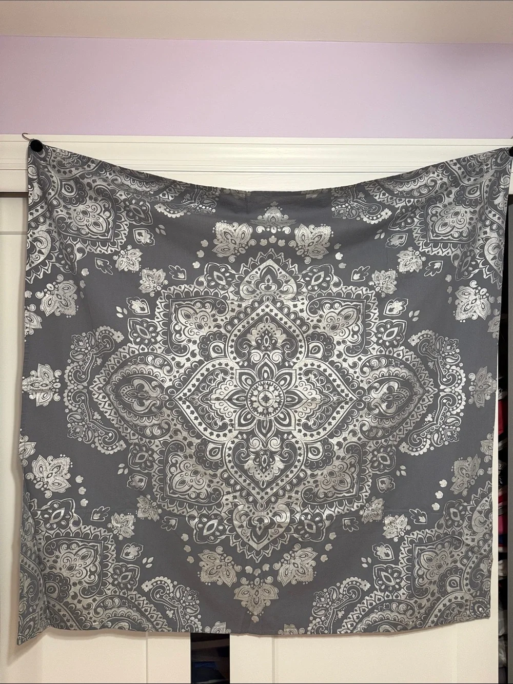 Gray Mandala Tapestry Wall Hanging - Elegant Boho Accent